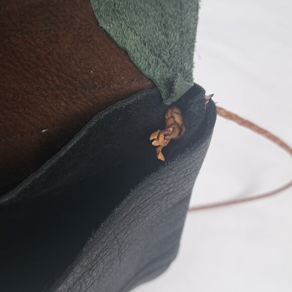 White Buffalo Creations Handmade Leather Crossbody - Picture 12 of 16